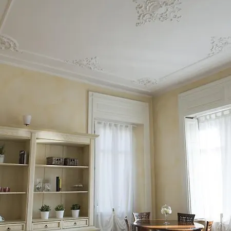 Appartamento Dante - Bymyhomeincomo *