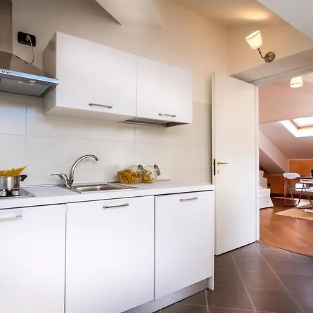 Dante - Bymyhomeincomo * Côme