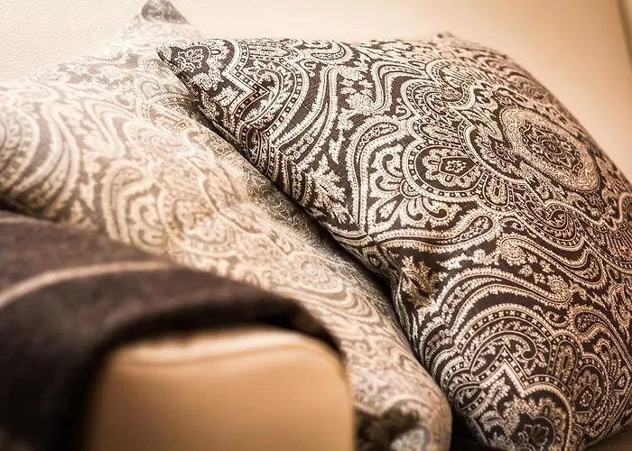 아파트 Dante - Bymyhomeincomo *