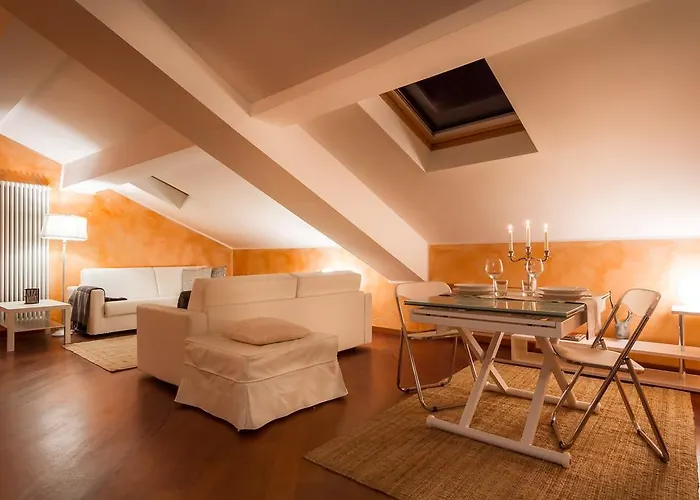 아파트 Dante - Bymyhomeincomo *