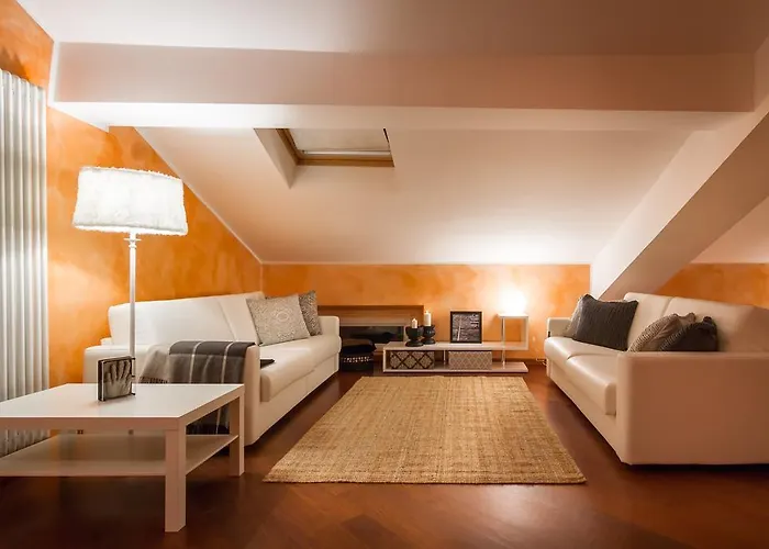 아파트 Dante - Bymyhomeincomo